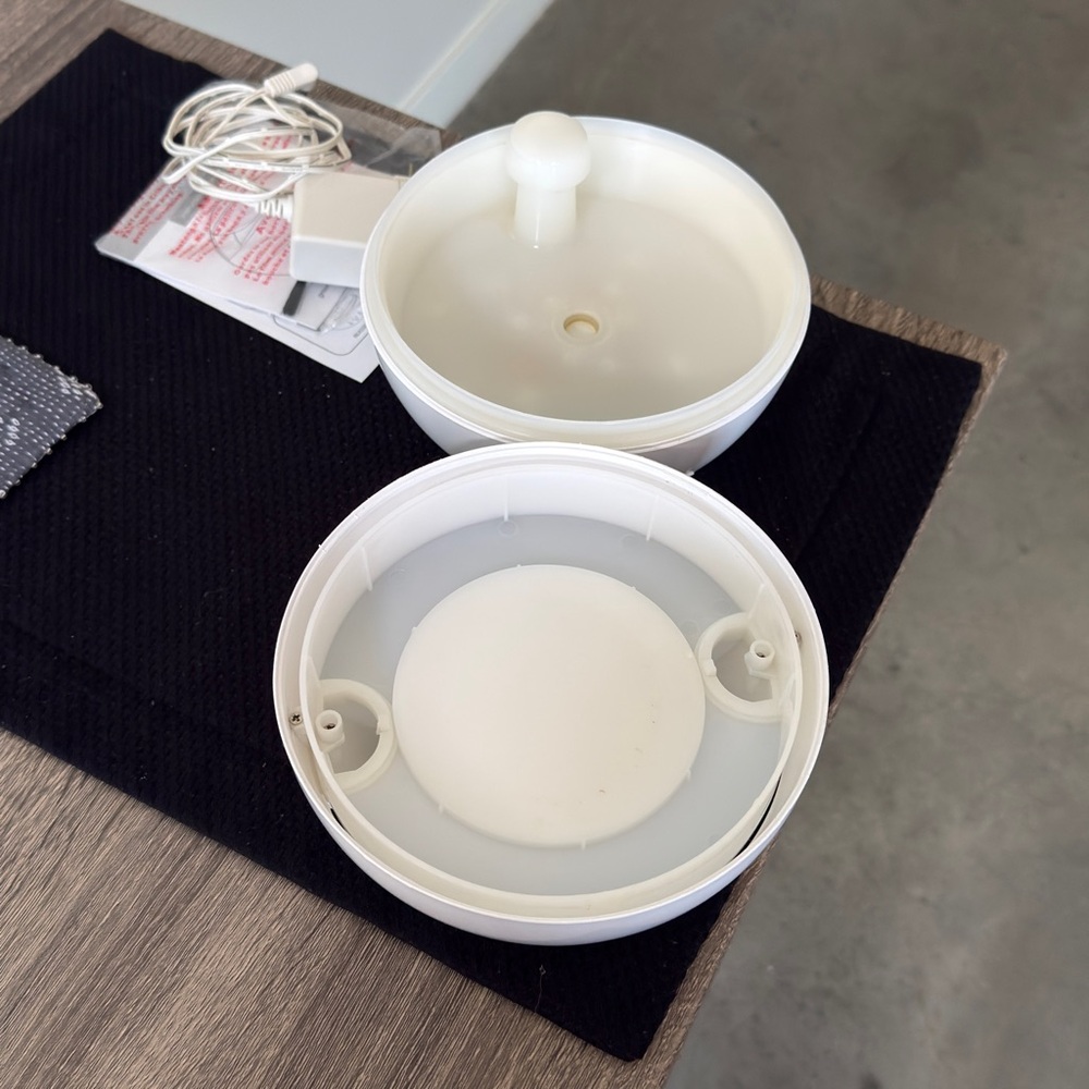 Essential Oil Diffuser - Picture 6 of 6